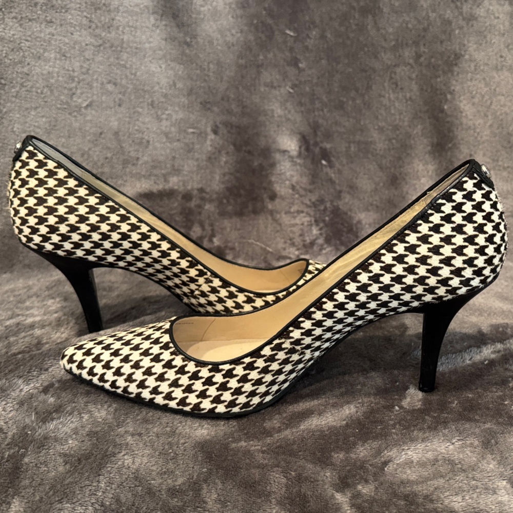 Michael Kors Black and White Houndstooth Hair Calf  and Leather Heels